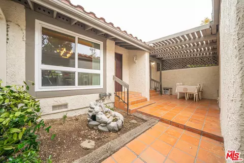 11445 Tampa Ave #134, Porter Ranch, CA 91326