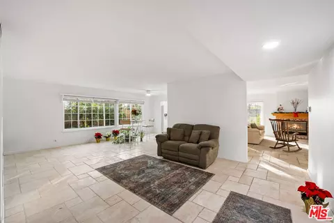 1551 Glassel Ave, Simi Valley, CA 93065 photo 3
