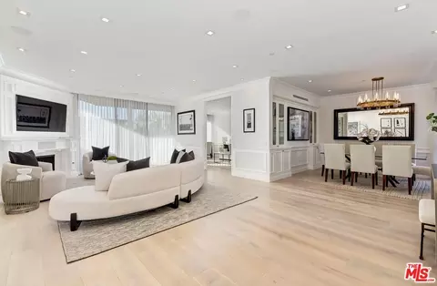 300 N Swall Dr #451, Beverly Hills, CA 90211