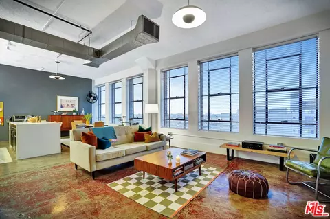315 E 8th St #602, Los Angeles, CA 90014