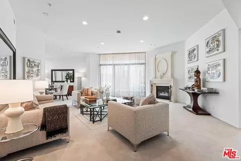 10490 Wilshire Blvd #404, Los Angeles, CA 90024