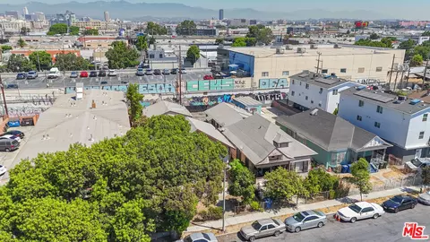 1201 E 20th St, Los Angeles, CA 90011