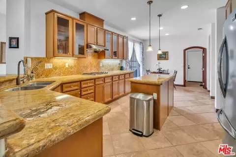 292 Bartram Trl, Beaumont, CA 92223 photo 9