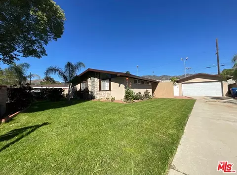 13108 Fellows Ave, Sylmar, CA 91342