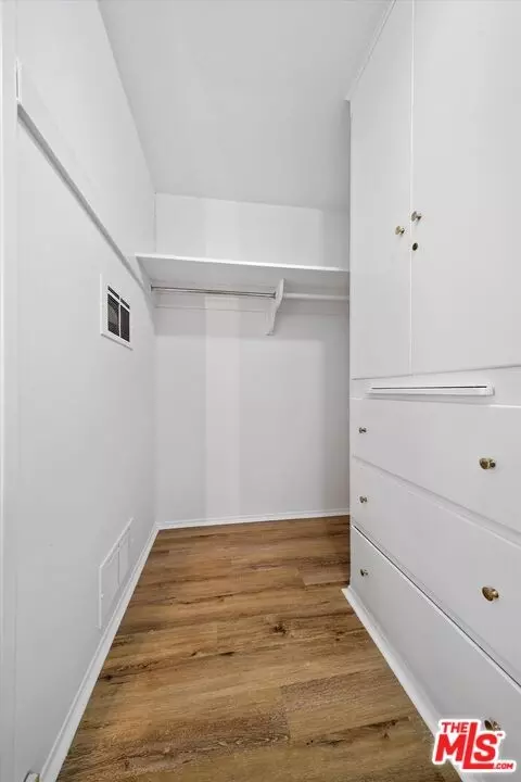 Other - 819 E 4th St #15, Long Beach, CA 90802 photo 4 of 9