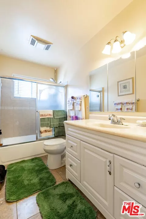 172 E 67th Way, Long Beach, CA 90805 photo 10