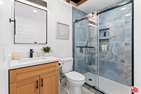 Bath - 53 Diamante, Irvine, CA 92620 photo 4 of 7
