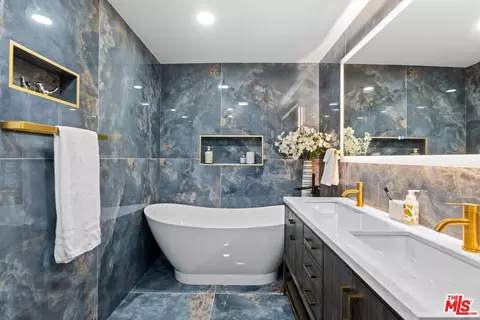 Bath - 53 Diamante, Irvine, CA 92620 photo 2 of 7