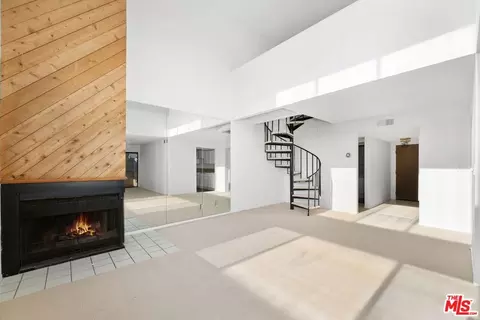 300 S Reno St #304, Los Angeles, CA 90057