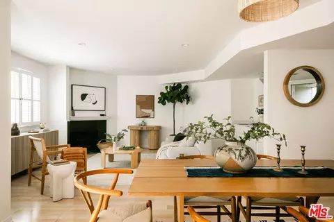 1014 9th St # 4, Santa Monica, CA 90403