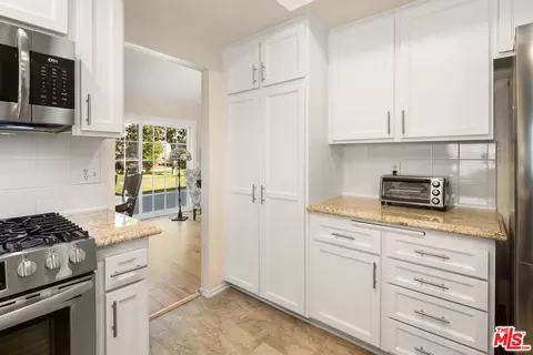 5531 Barnard St, Simi Valley, CA 93063 photo 8