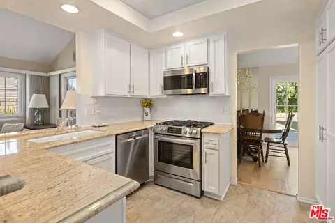 5531 Barnard St, Simi Valley, CA 93063 photo 7