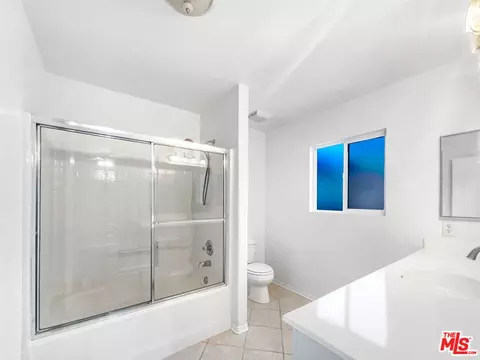 44904 Fenhold St, Lancaster, CA 93535 photo 16