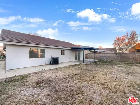 44904 Fenhold St, Lancaster, CA 93535 photo 18