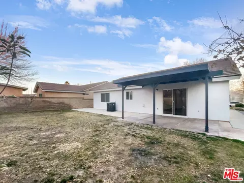 44904 Fenhold St, Lancaster, CA 93535 photo 8