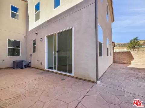 1972 Harvest Loop, Santa Paula, CA 93060 photo 29
