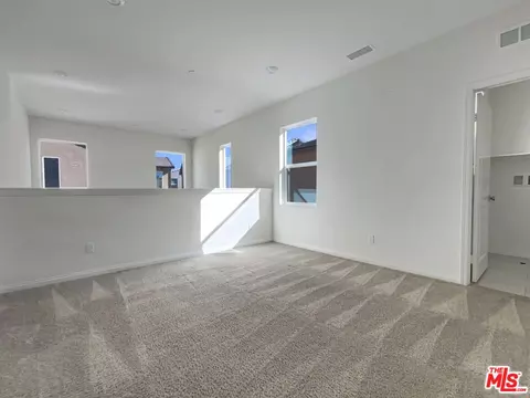 1972 Harvest Loop, Santa Paula, CA 93060 photo 21