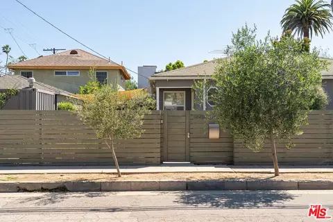 2003 Linden Ave, Venice, CA 90291 photo 1