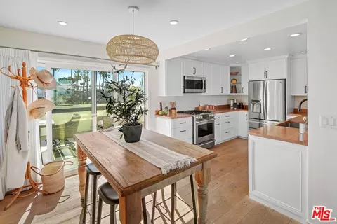 4760 San Sebastian Dr, Oxnard, CA 93035 photo 11