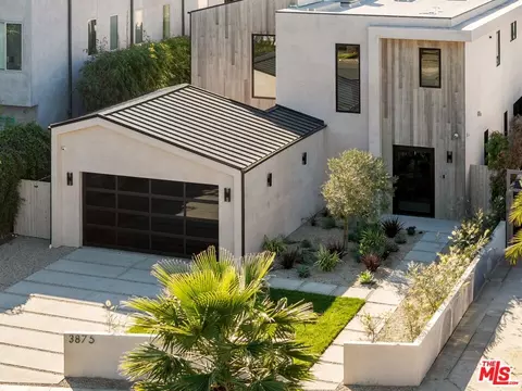 3875 Marcasel Ave, Los Angeles, CA 90066