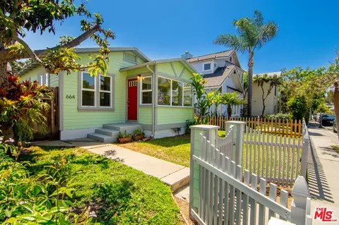 664 Marine St, Santa Monica, CA 90405