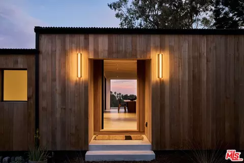 6300 Gayton Pl, Malibu, CA 90265