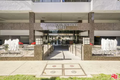 10551 Wilshire Blvd #902, Los Angeles, CA 90024