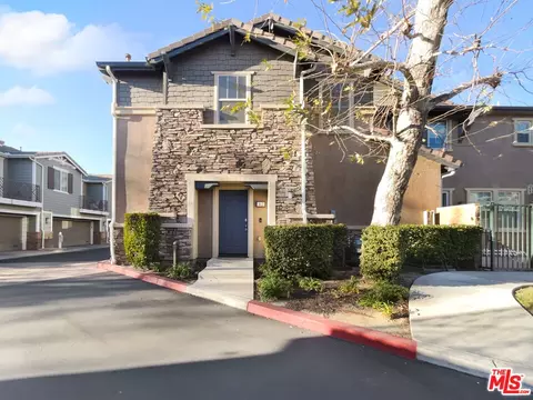 16722 Nicklaus Dr #42, Rancho Cascades, CA 91342