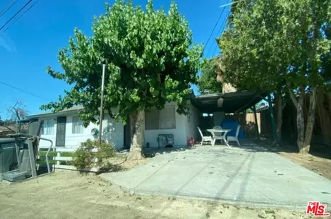 707 Harrison St, Taft, CA 93268 photo 2