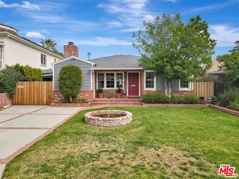 4814 Lemona Ave, Sherman Oaks, CA 91403