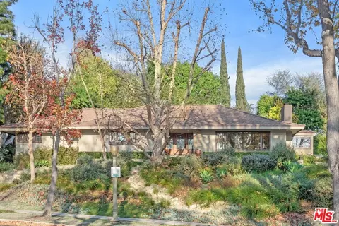480 Loring Ave, Los Angeles, CA 90024