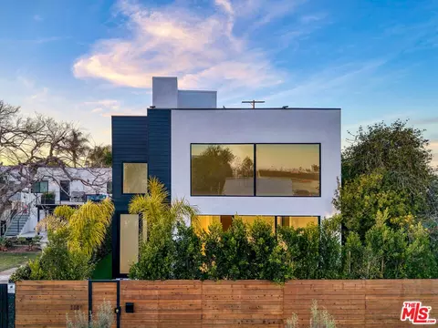 1147 Harrison Ave, Venice, CA 90291