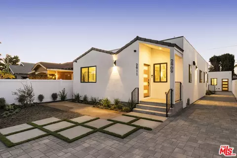 2911 S Rimpau Blvd, Los Angeles, CA 90016