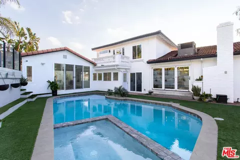 4516 Stanton Dr, Los Angeles, CA 90065
