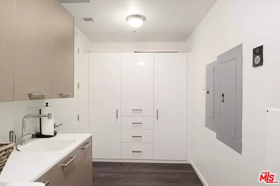  432 N Oakhurst Dr #504, Beverly Hills, CA 90210 photo 30