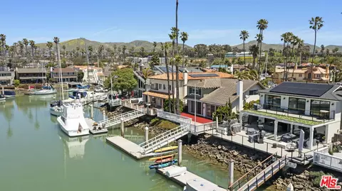 2695 Surfrider Ave, Ventura, CA 93001