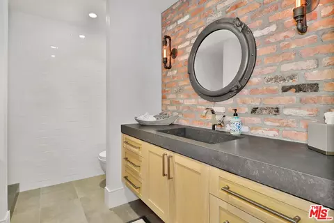 2304 Monaco Dr, Oxnard, CA 93035 photo 19