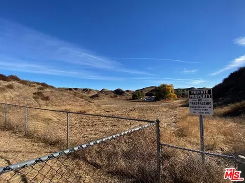 0 Trevyelon St, Val Verde, CA 91384 photo 3
