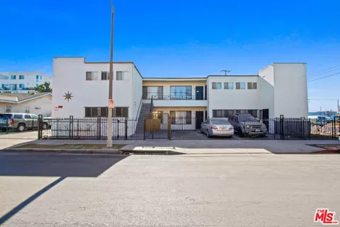 7104 S San Pedro St, Los Angeles, CA 90003