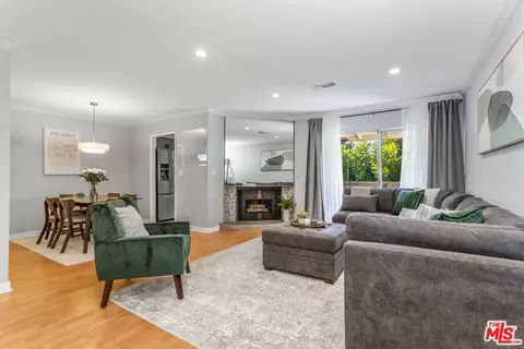 15080 Victory Blvd #204, Van Nuys, CA 91411
