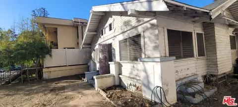 425 Burchett St, Glendale, CA 91203