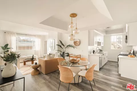 5051 Rosewood Ave #205, Los Angeles, CA 90004