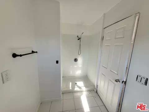 Bath - 1760 S Vecino Ave, Glendora, CA 91740 photo 2 of 3