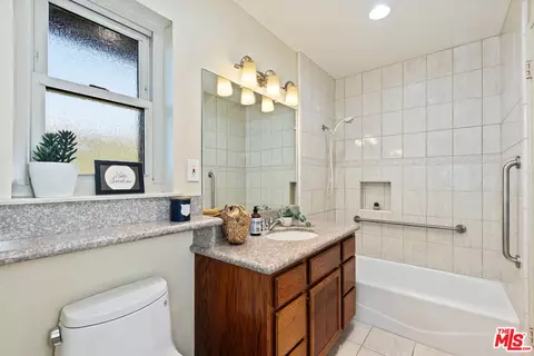 Bath - 821 N Maple Ave, Montebello, CA 90640 photo 1 of 1