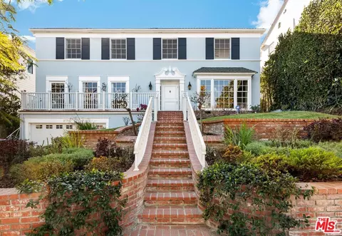 2759 Mcconnell Dr, Los Angeles, CA 90064