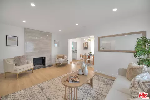 916 S Chester Ave, Compton, CA 90221 photo 6