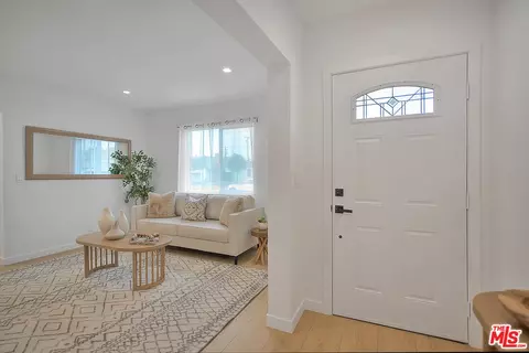 916 S Chester Ave, Compton, CA 90221 photo 7