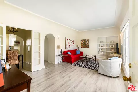 1231 9th St #7, Santa Monica, CA 90401