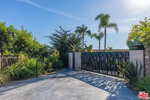 11870 Ellice St, Malibu, CA 90265 photo 3