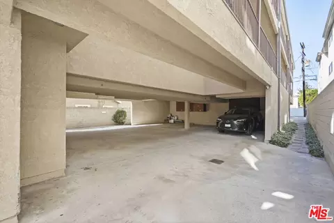 1133 Alameda Ave, Glendale, CA 91201 photo 8